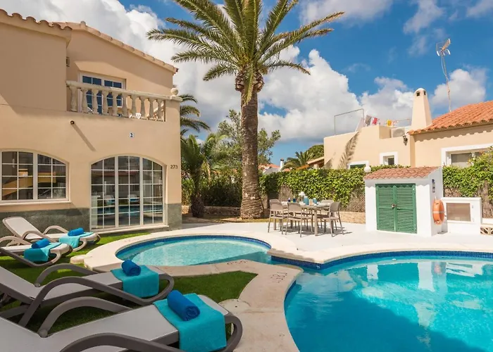 Menurka Ii וילה *